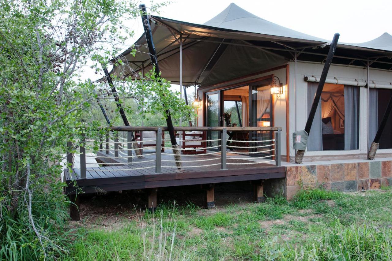 Thabamati Luxury Tented Camp 팀바바티 수렵금지구역 외부 사진