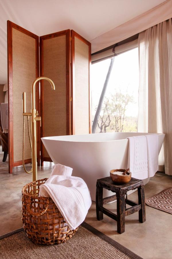 Thabamati Luxury Tented Camp 팀바바티 수렵금지구역 외부 사진
