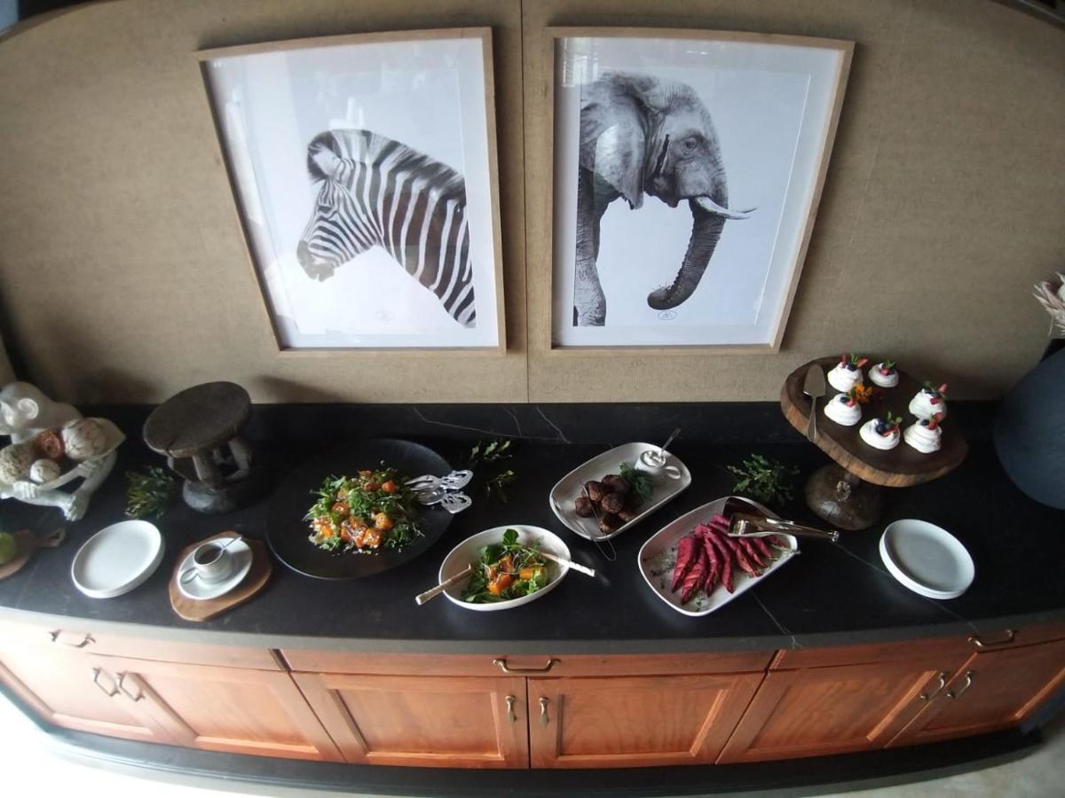 Thabamati Luxury Tented Camp 팀바바티 수렵금지구역 외부 사진
