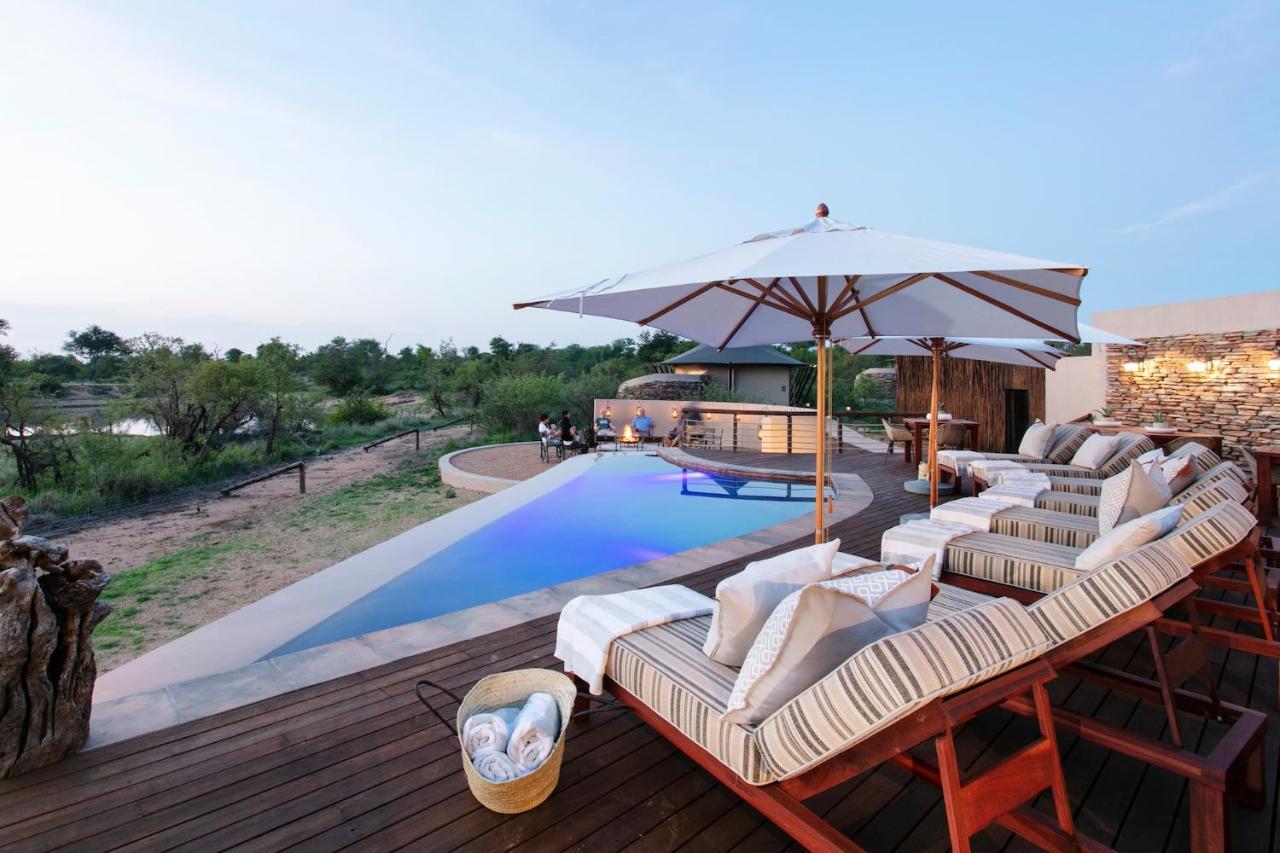 Thabamati Luxury Tented Camp 팀바바티 수렵금지구역 외부 사진